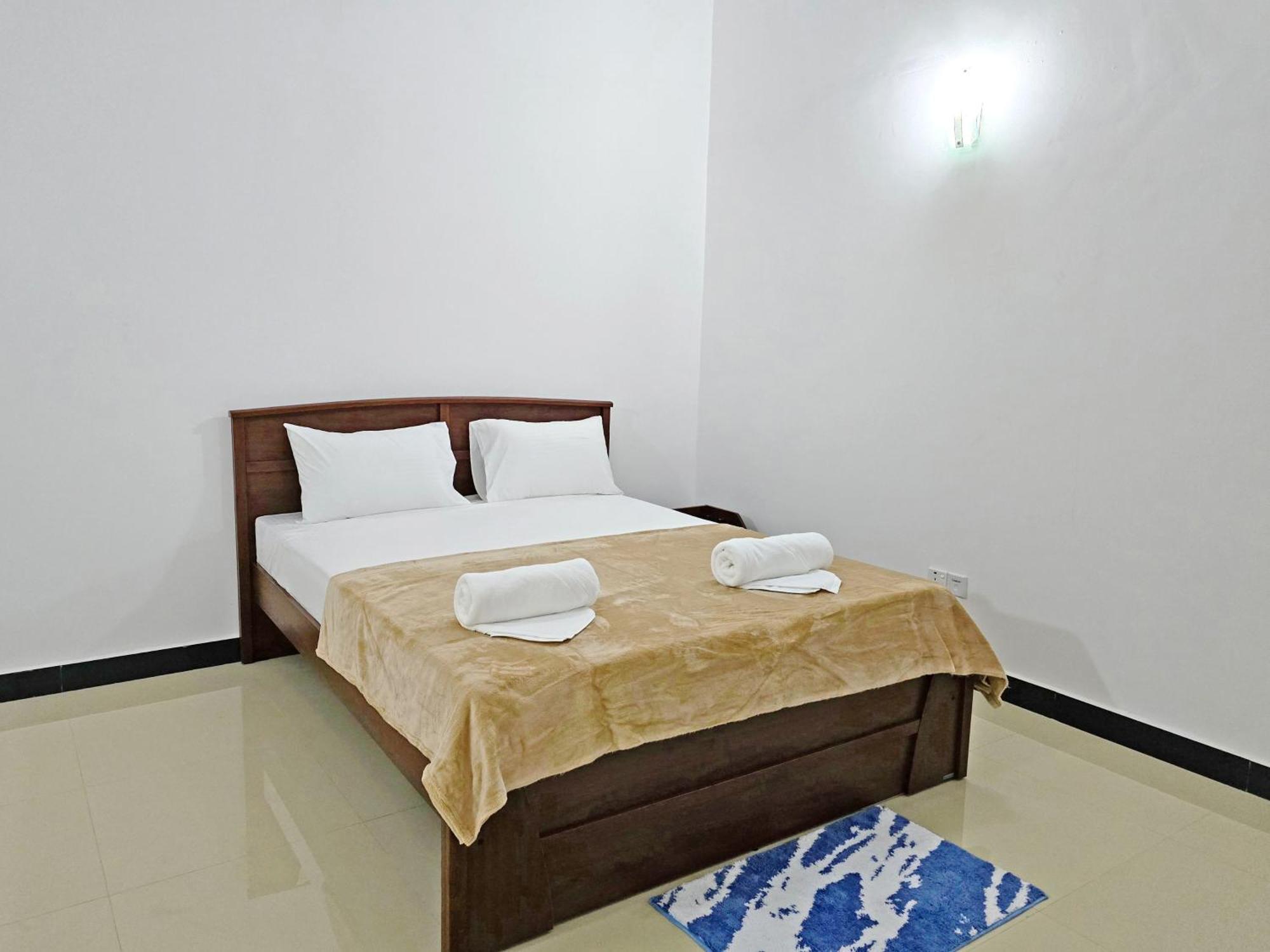 Hotel Marutham Kilinochchi Room photo